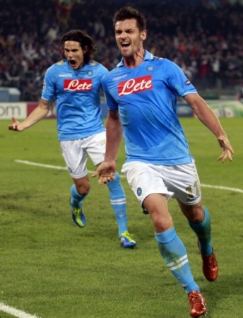 打得支离破 打得支离破